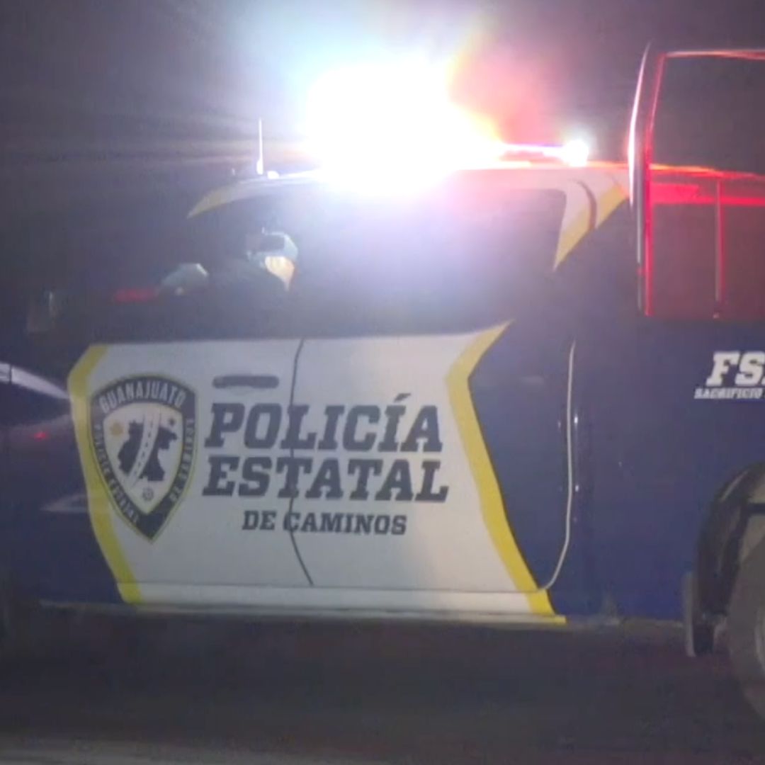 Mueren Tres Jóvenes al Volcar la Camioneta en la que Viajaban en Celaya.